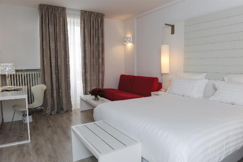 Le Grand Hotel image 1