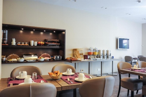 Le Grand Hotel image 16